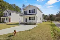 711 W Hayes Street, Burgaw, NC 28425 — 3-bedroom home in View Point, Burgaw, NC, photo 2 of 35: 711_W_Hayes_Corner_Homesite