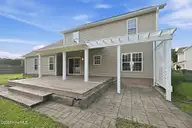 206 Honey Court E, Jacksonville, NC 28540 — 3-bedroom home in Thompson Farms, Jacksonville, NC, photo 10 of 54