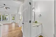 321 S Kerr Avenue Unit 157, Wilmington, NC 28403 — 3-bedroom townhome in Greenway Village, Wilmington, NC, photo 16 of 53: 43_bathroom