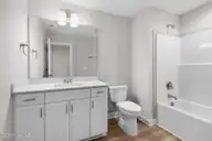 233 Cline Way Unit 106, Beaufort, NC 28516 — 3-bedroom townhome in 1809 Live Oak, Beaufort, NC, photo 19 of 38: Bathroom 2