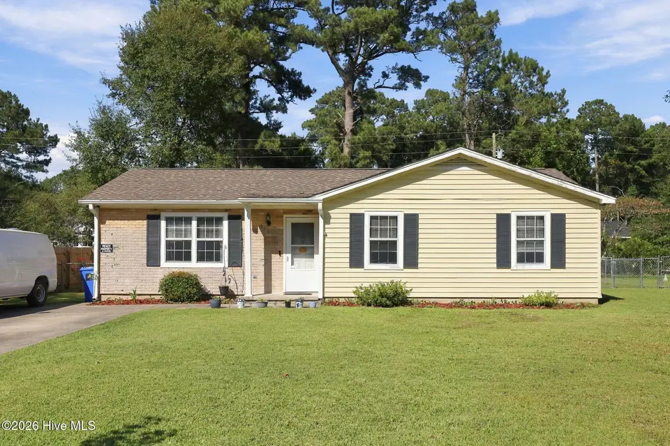 212 Kenneth Boulevard, Havelock, NC 28532 — 3-bedroom home in Havelock Park, Havelock, NC, photo 1 of 57: 1-web-or-mls-IMG_5120