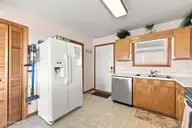 214 E Boardwalk Boulevard, Atlantic Beach, NC 28512 — 3-bedroom waterfront home, Atlantic Beach, NC, photo 17 of 55: Kitchen