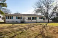 115 Olga Road, Beaufort, NC 28516 — 3-bedroom home in Oakwood Acres, Beaufort, NC, photo 6 of 45: 38-web-or-mls-1S3A9431