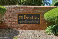 5815 Bentley Gardens Lane, Wilmington, NC 28409 — 3-bedroom home in Bentley Gardens, Wilmington, NC, photo 3 of 61: 60_5815_bentley_gardens_ln_060