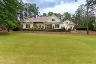 370 Lake Dornoch Drive, Pinehurst, NC 28374 — 4-bedroom home in CCNC, Pinehurst, NC, photo 6 of 57: 370 Lake Dornoch-49