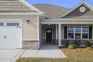 140 Sanctuary Street, Jacksonville, NC 28546 — 3-bedroom home in The Vineyards, Jacksonville, NC, photo 2 of 28: IMG_4161