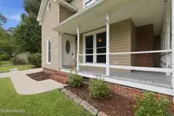 128 Robinhood Drive, Jacksonville, NC 28546 — 3-bedroom home in Sherwood Forest, Jacksonville, NC, photo 6 of 64