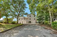 2902 W Yacht Drive, Oak Island, NC 28465 — 4-bedroom waterfront home, Oak Island, NC, photo 7 of 58: 004_img_0786_36