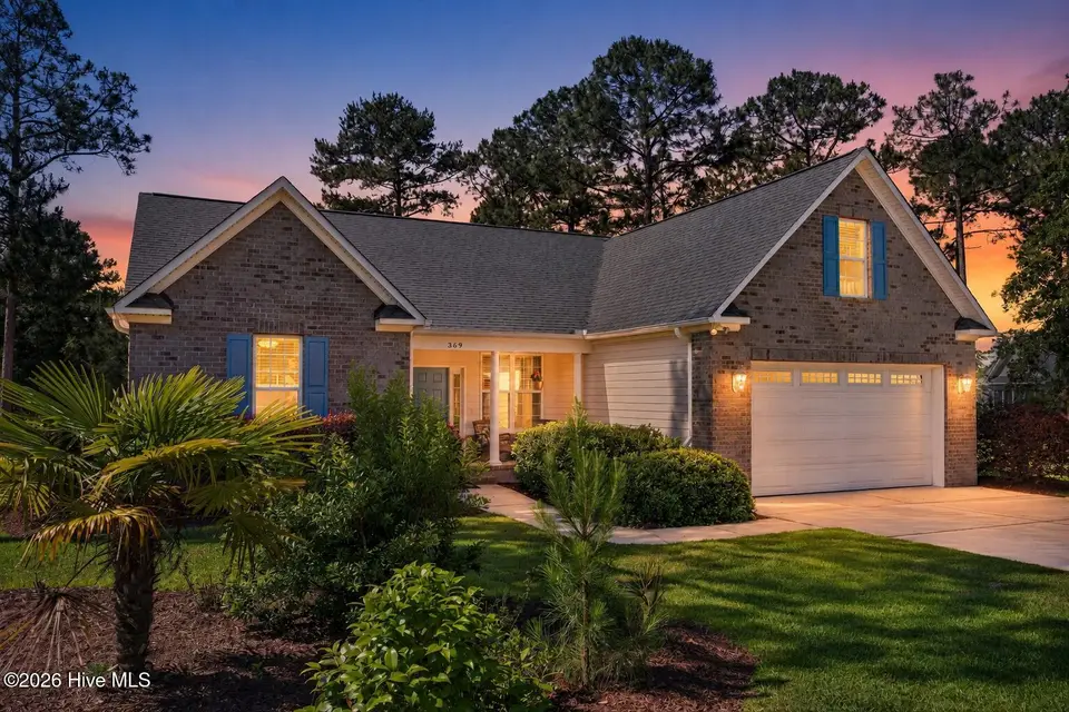369 Broad Leaf Lane SE, Bolivia, NC 28422 — 3-bedroom home in Winding River Plantation, Bolivia, NC, photo 1 of 53