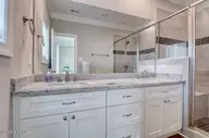 208 Goldsboro Drive, North Topsail Beach, NC 28460 — 6-bedroom waterfront townhome in Topsail Wynds, North Topsail Beach, NC, photo 21 of 51: bathroom 2