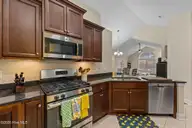 112 E Chelsea Court, Southern Pines, NC 28387 — 3-bedroom condo in Mid South Club, Southern Pines, NC, photo 13 of 32: 46-web-or-mls-DSC07818