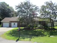 200 Fletcher Drive, Elizabeth City, NC 27909 — 3-bedroom home in Timothy Acres, Elizabeth City, NC, photo 1 of 64: IMG_8901