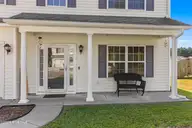 163 Crooked Run Drive, New Bern, NC 28560 — 3-bedroom home in Crooked Run, New Bern, NC, photo 2 of 38: 14_img_4707