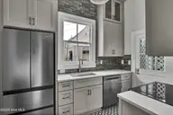 401 Dock Street, Wilmington, NC 28401 — 2-bedroom condo in Historic District, Wilmington, NC, photo 17 of 42