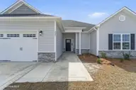 223 Windsor Run Boulevard, Jacksonville, NC 28546 — 3-bedroom home in The Vineyards, Jacksonville, NC, photo 3 of 31: DSC02244
