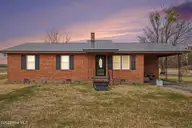170 Flowers Road, Mount Olive, NC 28365 — 4-bedroom home, Mount Olive, NC, photo 1 of 17: 014_file_6157