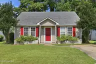 208 Old Oak Road, Elizabeth City, NC 27909 — 3-bedroom home in Old Oak Estates - Pasquotank, Elizabeth City, NC, photo 1 of 38: 1-web-or-mls-IMG_8409_edit