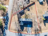 100 Wanda Drive, Pikeville, NC 27863 — 3-bedroom home in Sparrow Point, Pikeville, NC, photo 12 of 34: 100-OH-wLines