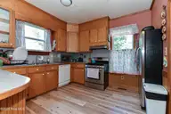 606 W Colonial Avenue, Elizabeth City, NC 27909 — 3-bedroom home, Elizabeth City, NC, photo 11 of 43: DSC_1369-2