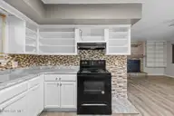 107 Tanglewood Drive, Jacksonville, NC 28540 — 4-bedroom home in Tanglewoods, Jacksonville, NC, photo 11 of 27: tangled-7