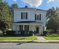 405 E Center Street, Nashville, NC 27856 — 4-bedroom home, Nashville, NC, photo 5 of 52: Outside pic