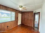 1011 Maple Street, Elizabeth City, NC 27909 — 2-bedroom home, Elizabeth City, NC, photo 2 of 14: Living Room
