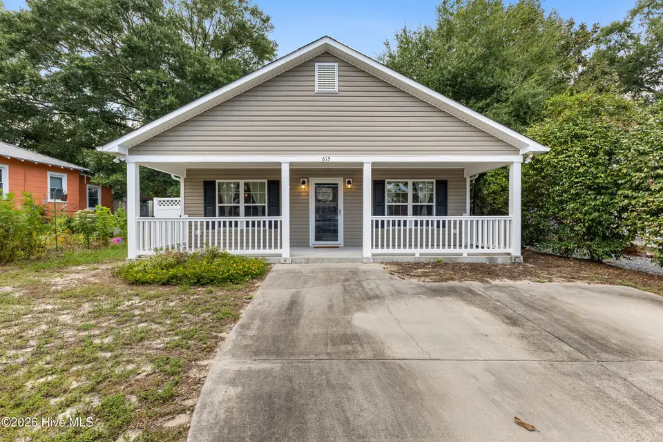 615 Tennessee Avenue, Wilmington, NC 28401 — 3-bedroom home in Summer Hill, Wilmington, NC, photo 1 of 35