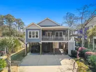 314 NE 61st Street, Oak Island, NC 28465 — 3-bedroom home in Tranquil Harbor, Oak Island, NC, photo 2 of 70: 4-web-or-mls-cammediallc.com (12 of 67)
