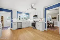 1306 Summit Avenue, Washington, NC 27889 — 3-bedroom home, Washington, NC, photo 14 of 39: 27-web-or-mls-IMG_0020