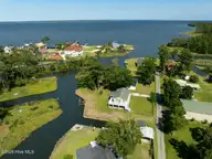 29 Point Avenue, Belhaven, NC 27810 — 3-bedroom waterfront home in Sportsmans Hide-Away, Belhaven, NC, photo 2 of 34: 430f4819-8690-4016-9c76-37feeace5cc8
