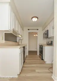1505 Clifton Road, Jacksonville, NC 28540 — 3-bedroom home in Northwoods Park, Jacksonville, NC, photo 8 of 35: 1505 Clifton-34
