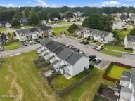 404 Timberlake Trail, Jacksonville, NC 28546 — 2-bedroom townhome in Brynn Marr, Jacksonville, NC, photo 9 of 49: 9-web-or-mls-404 Timberlake Trl 11