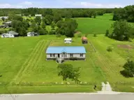123 Hoffman Forest Road, Richlands, NC 28574 — 4-bedroom manufactured home, Richlands, NC, photo 4 of 32