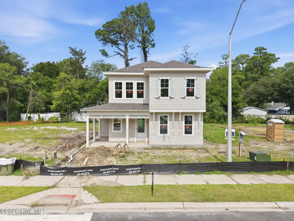 1048 Montclair Drive, Wilmington, NC 28403 — 4-bedroom home in Montclair, Wilmington, NC, photo 1 of 56