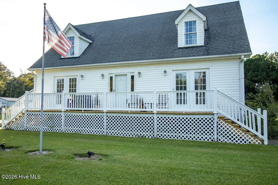 195 Godfrey Boulevard, Havelock, NC 28532 — 2-bedroom manufactured home in Godfreys Creek Estates, Havelock, NC, photo 1 of 48: IMG_4939