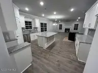818 Hidden Bridge Drive, Jacksonville, NC 28546 — 5-bedroom home in Towne Pointe, Jacksonville, NC, photo 5 of 26