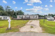 222 Busch Drive, Richlands, NC 28574 — 3-bedroom manufactured home in Jenkins Creek, Richlands, NC, photo 3 of 38