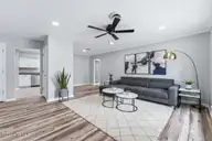 130 Tanglewood Drive, Jacksonville, NC 28540 — 3-bedroom home in Tanglewoods, Jacksonville, NC, photo 10 of 47