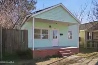 221 S 11th Street, Wilmington, NC 28401 — 2-bedroom home in Downtown, Wilmington, NC, photo 2 of 27