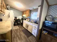 145 Gray Road, Newport, NC 28570 — 3-bedroom manufactured home in Hill Top Acres, Newport, NC, photo 18 of 43: Kitchen3
