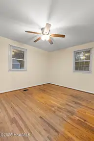 419 Seminole Trail, Jacksonville, NC 28540 — 3-bedroom home in Northwoods, Jacksonville, NC, photo 19 of 35