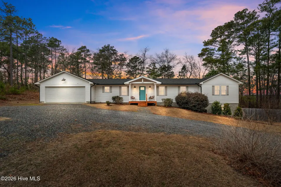 180 One Down Street, Southern Pines, NC 28387 — 4-bedroom home in Southern Pines, Southern Pines, NC, photo 1 of 36: 1-web-or-mls-DSC01045_2