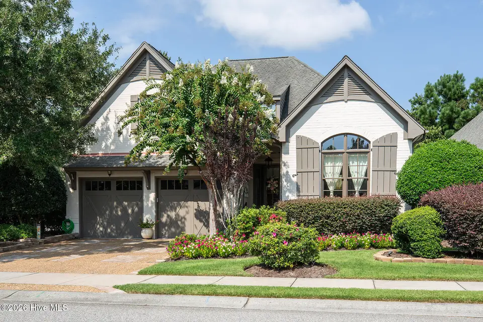 601 Bedminister Lane, Wilmington, NC 28405 — 4-bedroom home in Landfall, Wilmington, NC, photo 1 of 59