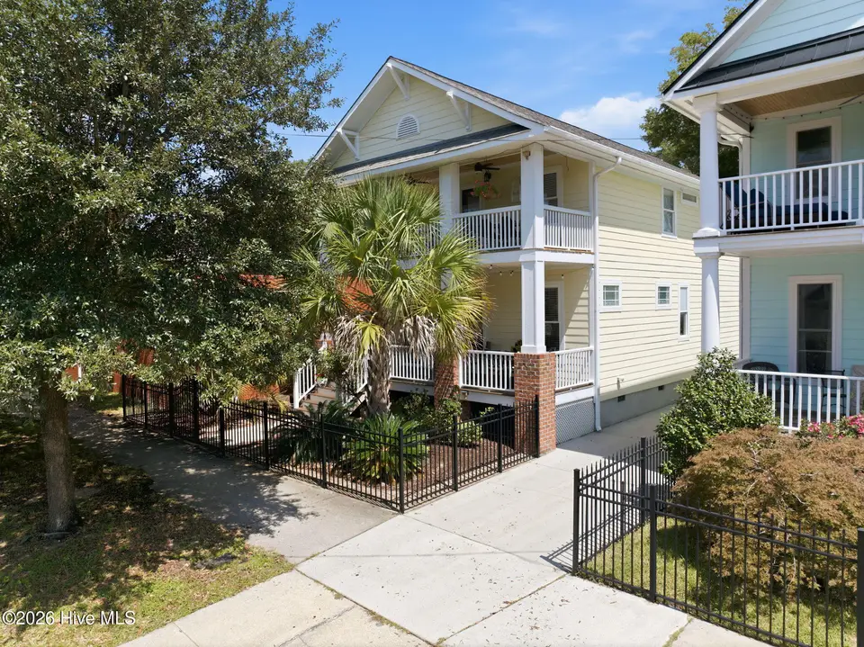 617 S 5th Avenue, Wilmington, NC 28401 — 3-bedroom home in Downtown, Wilmington, NC, photo 1 of 51