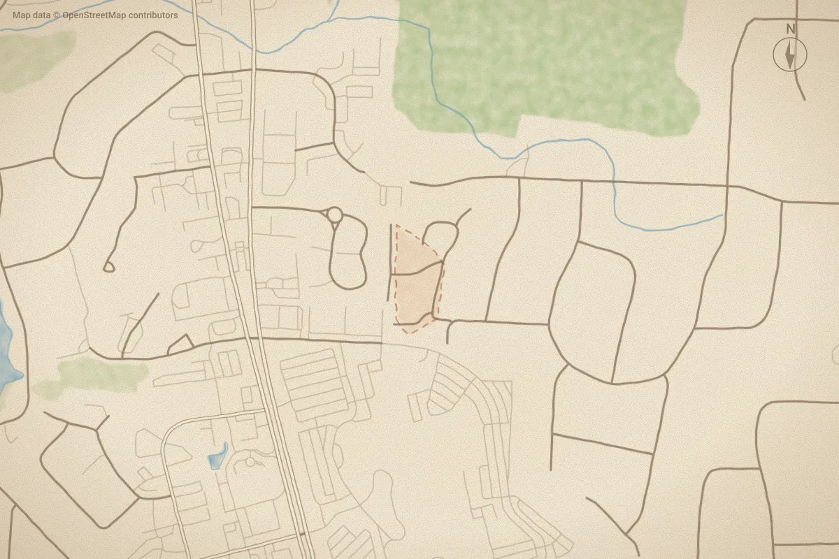 Watercolor map of Drayton Square in Wilmington, NC, showing its streets, water and surroundings