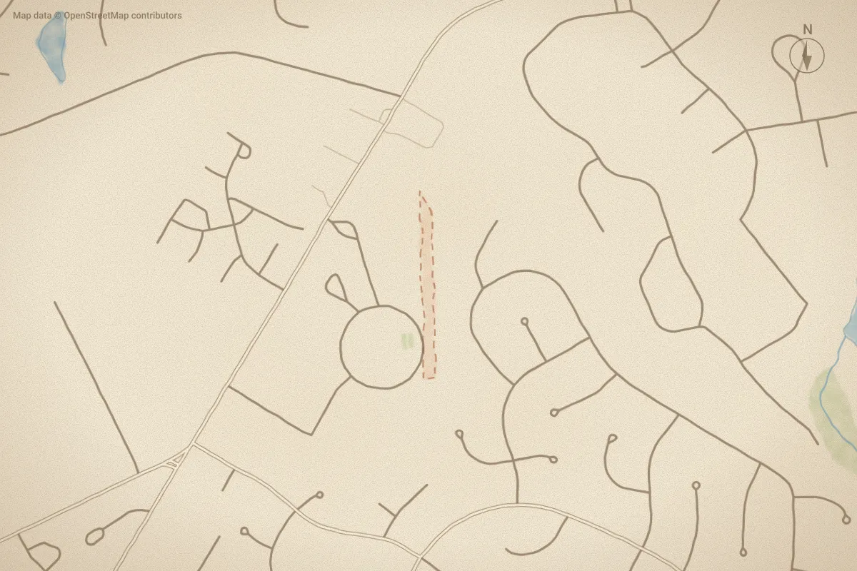Watercolor map of Hollycrest in Pinehurst, NC, showing its streets, water and surroundings