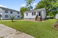 406 Walnut Street, Elizabeth City, NC 27909 — 3-bedroom home, Elizabeth City, NC, photo 2 of 32: 2-web-or-mls-walnu-2