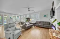 807 Atlanta Avenue, Carolina Beach, NC 28428 — 4-bedroom home, Carolina Beach, NC, photo 6 of 46: 013_img_8947_397