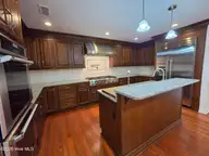 128 Leonard Drive, New Bern, NC 28560 — 3-bedroom home in The Oaks, New Bern, NC, photo 5 of 19