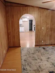 104 Beaver Drive, Dudley, NC 28333 — 3-bedroom manufactured home in Carraway Crk Est, Dudley, NC, photo 12 of 24: Family Room